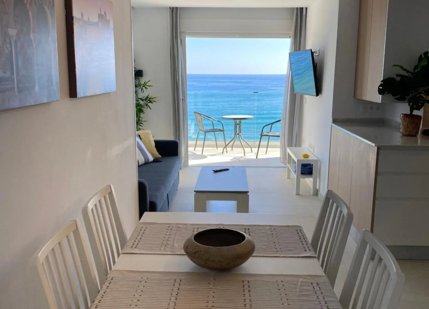 Apartamento Playa Malagueta Vistas Frontal Al Mar Con 2 Dormitorios Málaga España